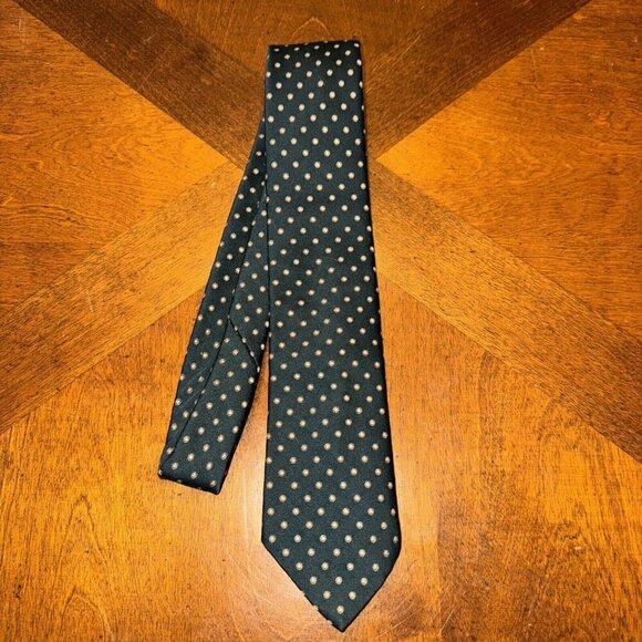 Johnny Carson Hunter Green with Gold Dots Polyester Mens Tie Vintage 54" Long - Picture 1 of 7